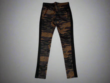 Load image into Gallery viewer, Chapoie Clothing Power design pants. The universal connection clothing. Stay connected! 